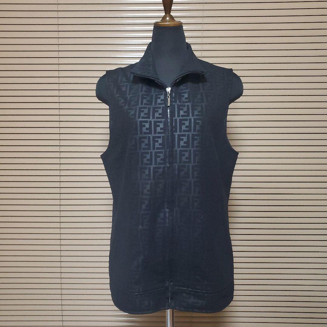 vintage FENDI ズッカ総柄ベスト　美品　イタリア製　大きめ
