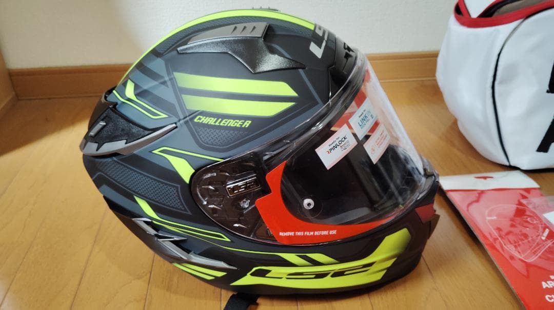 定価37,690円　未使用品　LS2 CHALLENGER F ヘルメット M