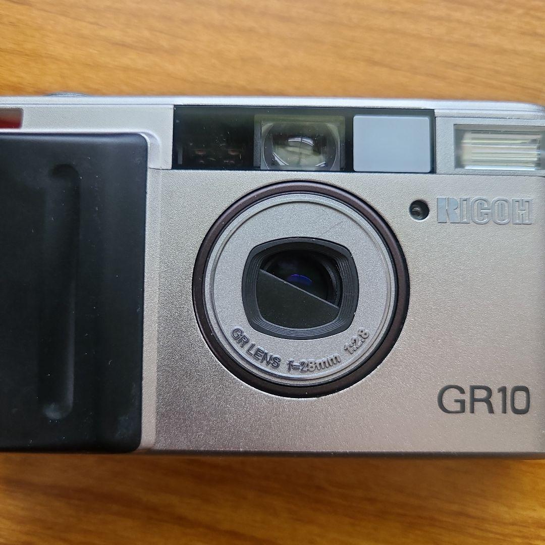 RICOH リコー GR10（シルバー)