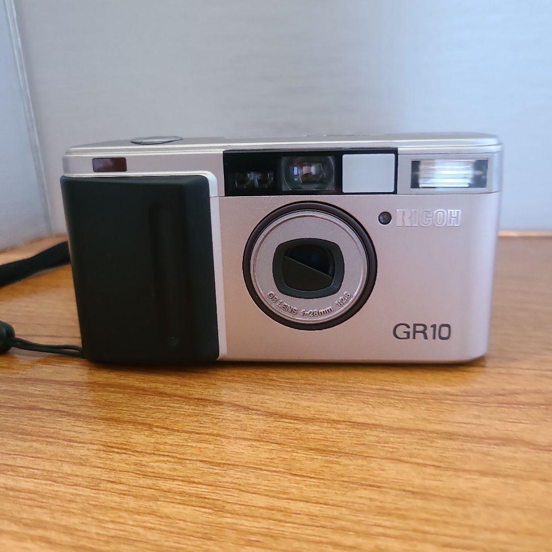 RICOH リコー GR10（シルバー)