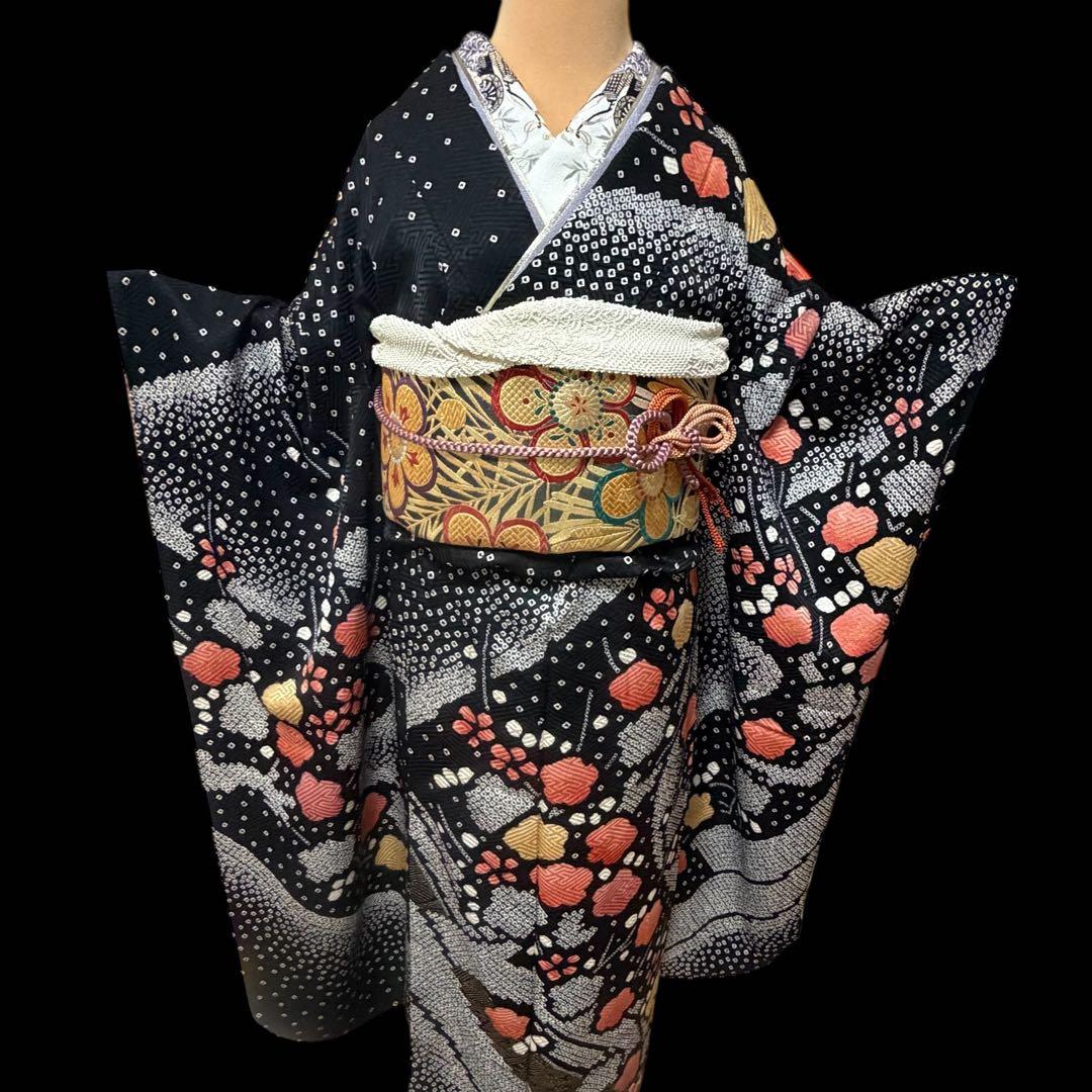 ★幻想的な黒色振袖セット6点‼️コントラストの美しい見事な絞り　正絹　やまと誂製