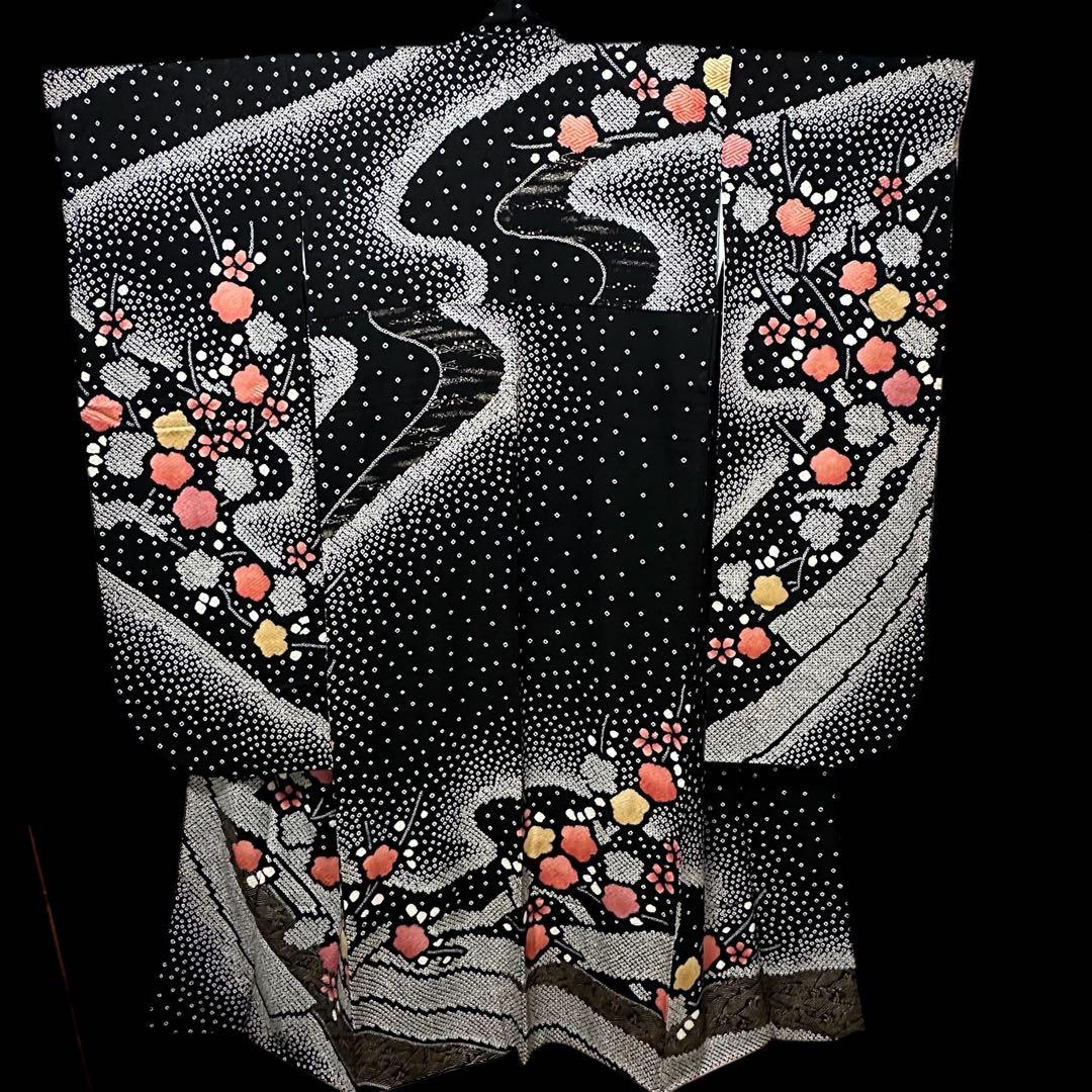 ★幻想的な黒色振袖セット6点‼️コントラストの美しい見事な絞り　正絹　やまと誂製