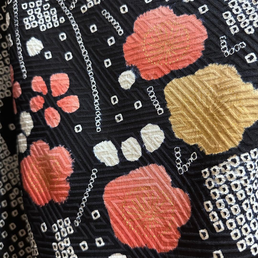 ★幻想的な黒色振袖セット6点‼️コントラストの美しい見事な絞り　正絹　やまと誂製