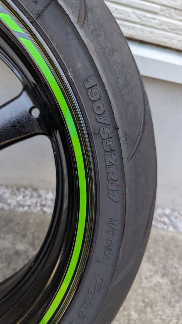 Kawasaki　zx10r 2021年式　純正タイヤ・ホイールセット
