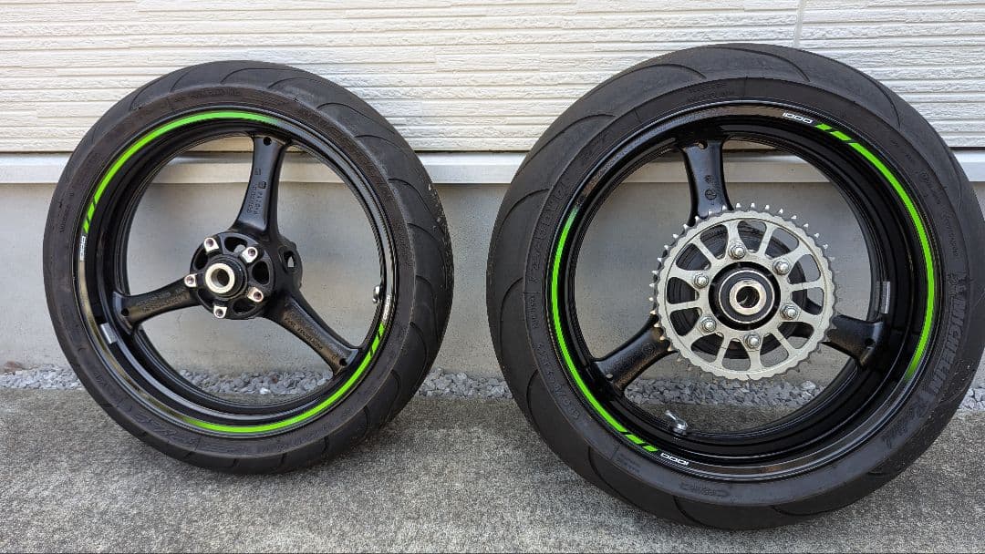 Kawasaki　zx10r 2021年式　純正タイヤ・ホイールセット