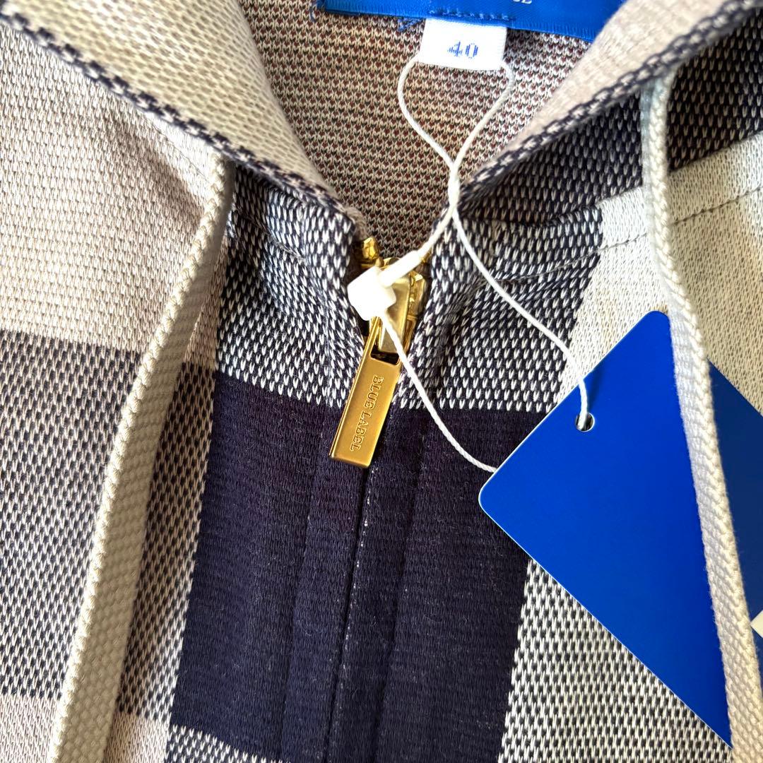 【タグ付き✨】ブルーレーベルクレストブリッジ　パーカー　チェック　フード　40
