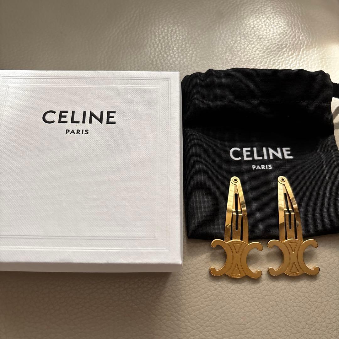 セリーヌヘアピン（ゴールド）1本だと24000円