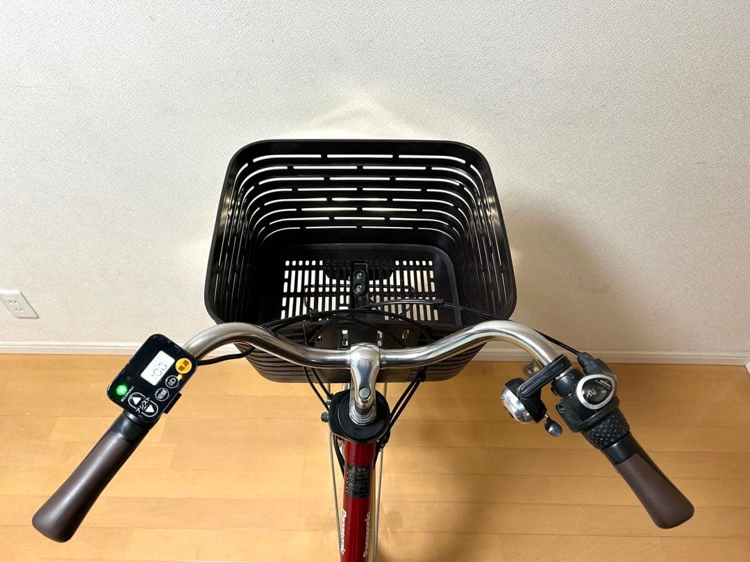 電動自転車　横浜　美品　パナソニック　ビビDX 大容量16Ah 前後タイヤ新品