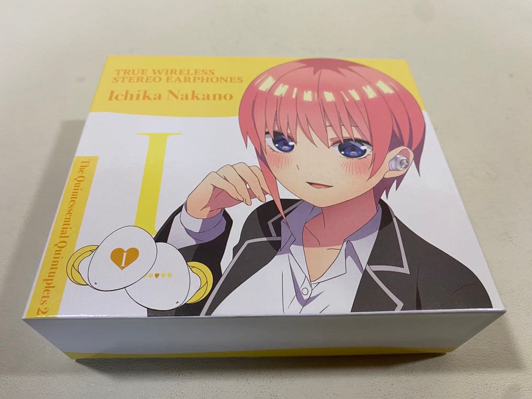 五等分の花嫁　中野一花　ワイヤレスイヤホン　美品