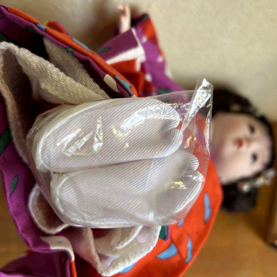 新品　市松人形 着せ替え　お座り　カラフルな着物