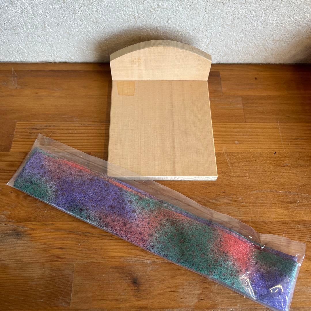 新品　市松人形 着せ替え　お座り　カラフルな着物