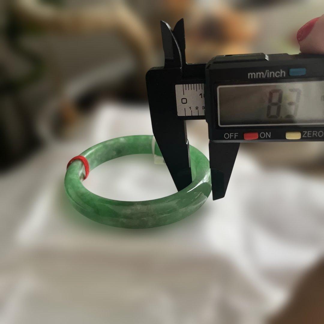 緑翡翠バングル