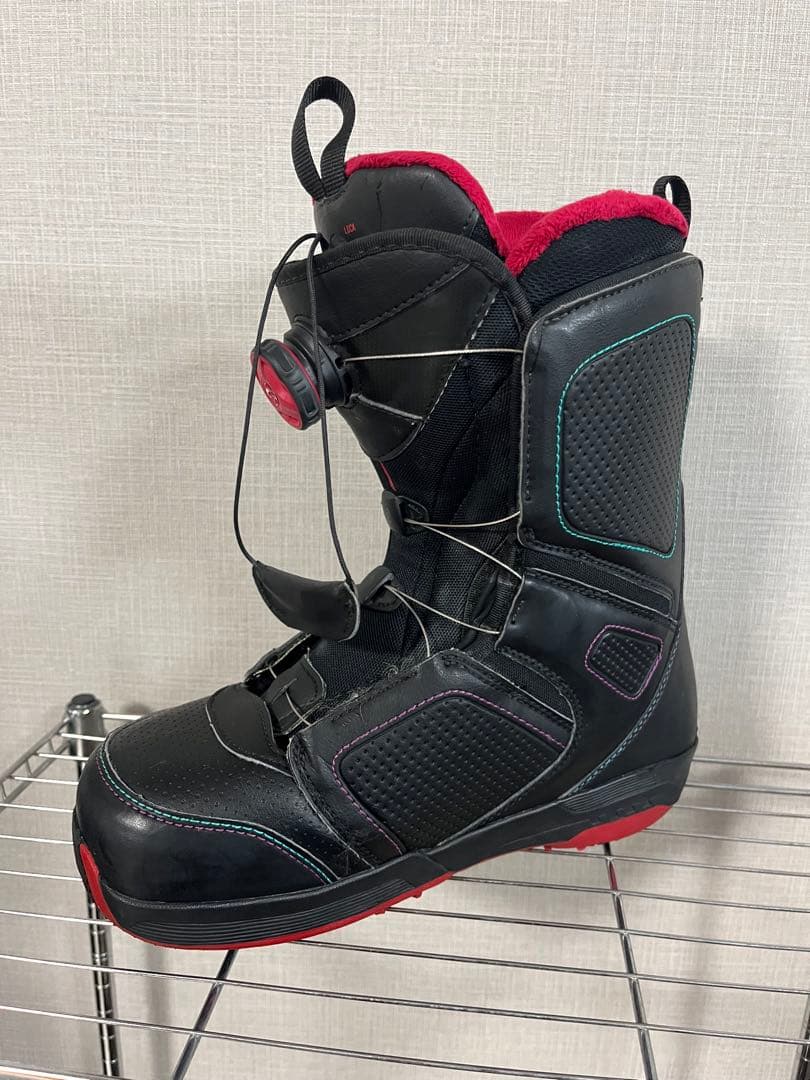 SALOMON スノーボードブーツ 女性用 ブラック/ピンク
