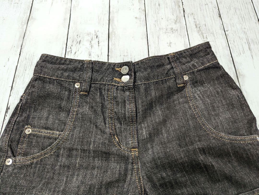 ダークデニム オーブ刺繍 ショートパンツ