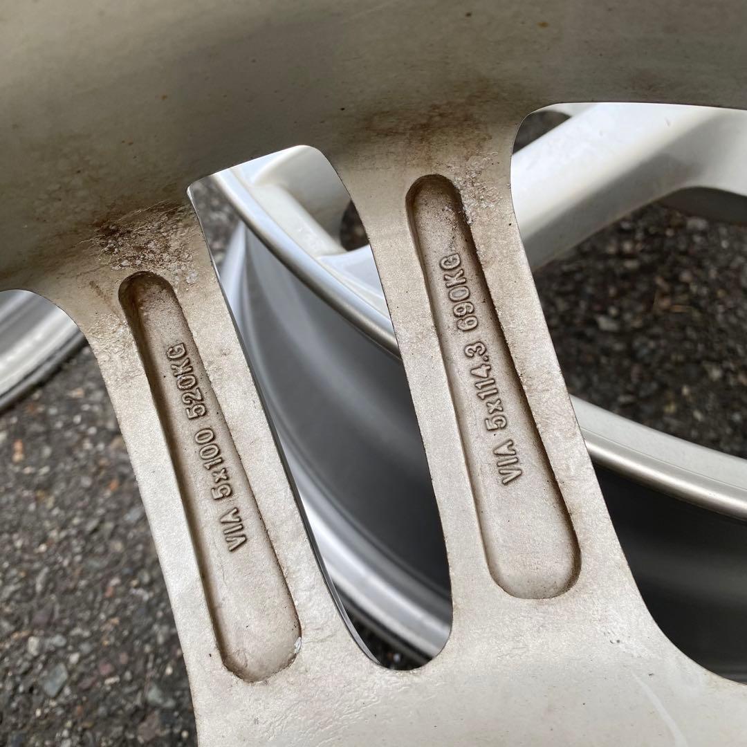 【4本セット送料無料】17インチ 17×7J+48 5H 100 114.3