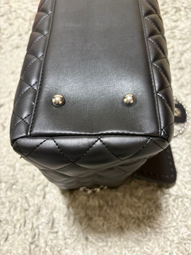 ① チェーンバッグ　　ノベルティ