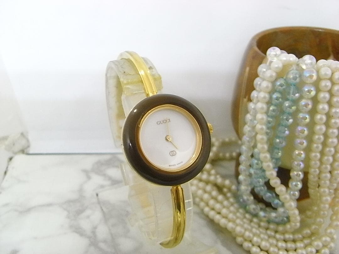 GUCCI　グッチ　チェンジベゼル　1100-L　レディース　ウォッチ