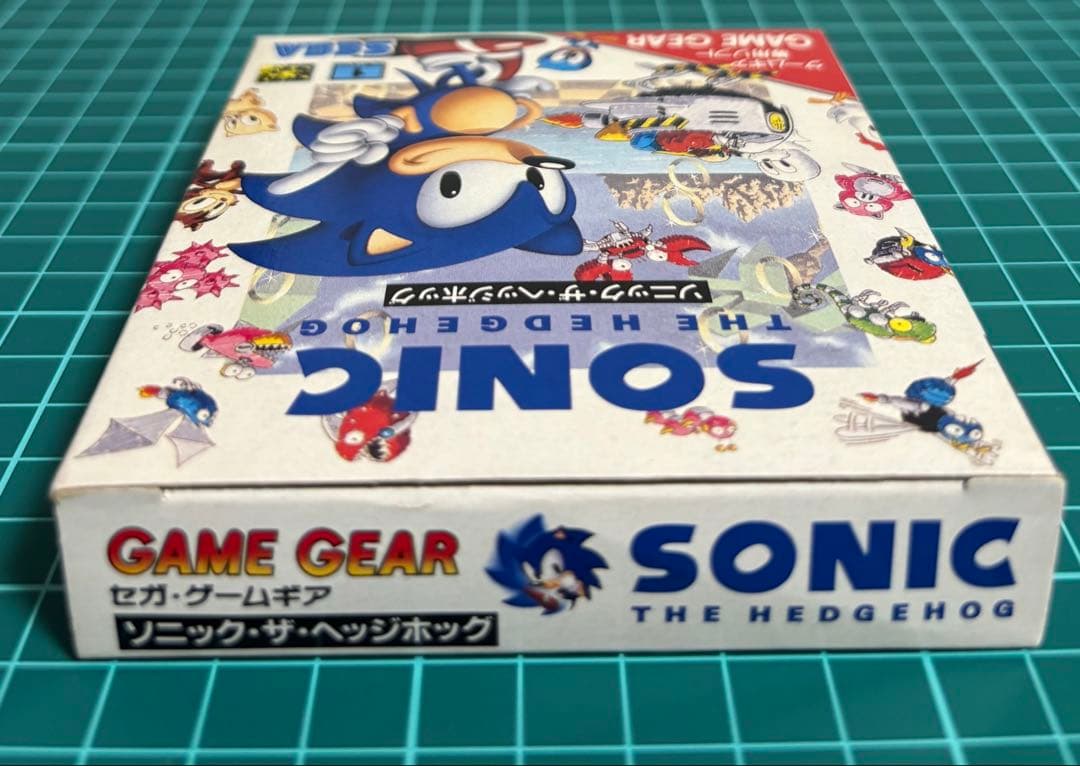 セガ　ゲームギア 美品　ソニック ザ ヘッジホッグ 箱、説明書付き