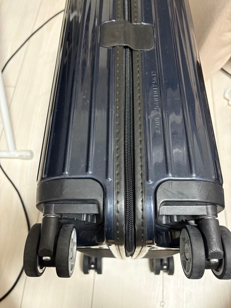 【廃盤レア】RIMOWAリモワサルサエアー33LSALSAAIR4輪機内持ち込み