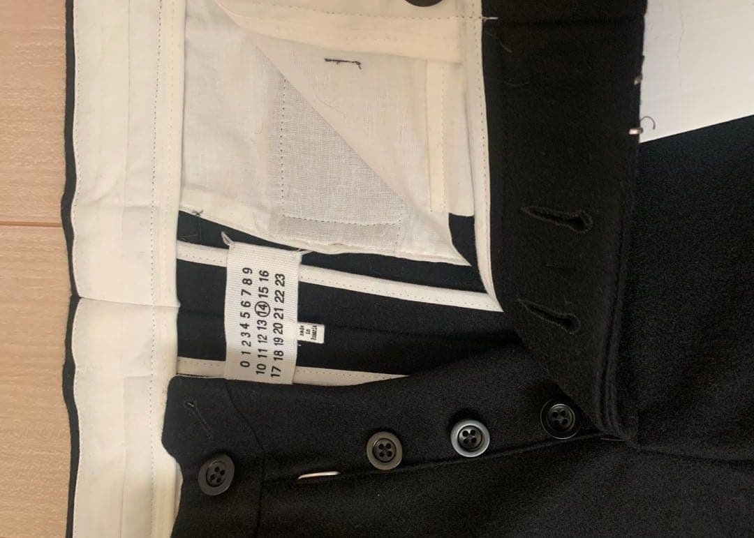 新品メゾンマルジェラウールスラックス48黒