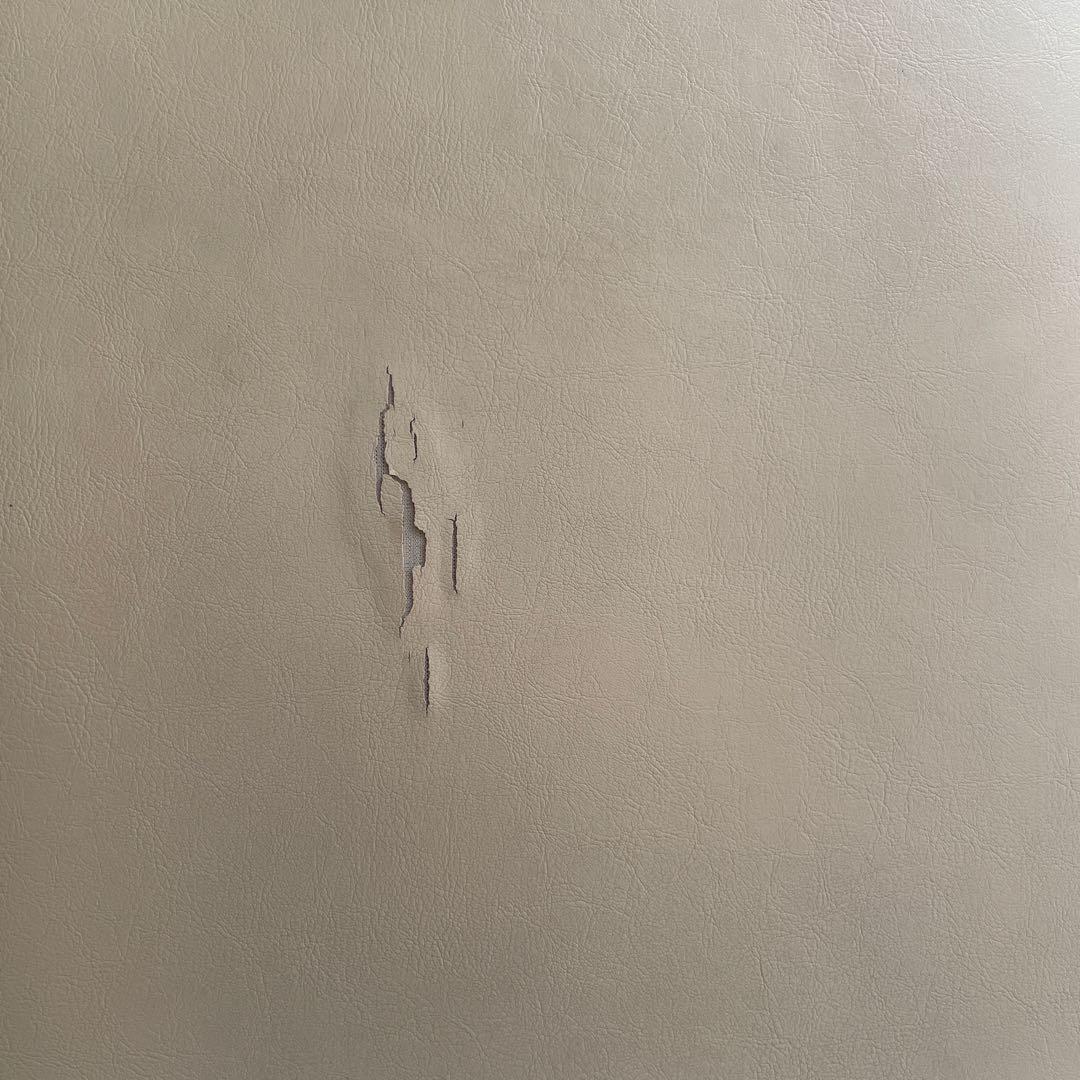 マッサージ台 クリーム色 合成皮革