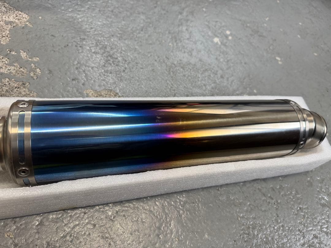 ステンレス製スリップオンマフラー　Z900RS