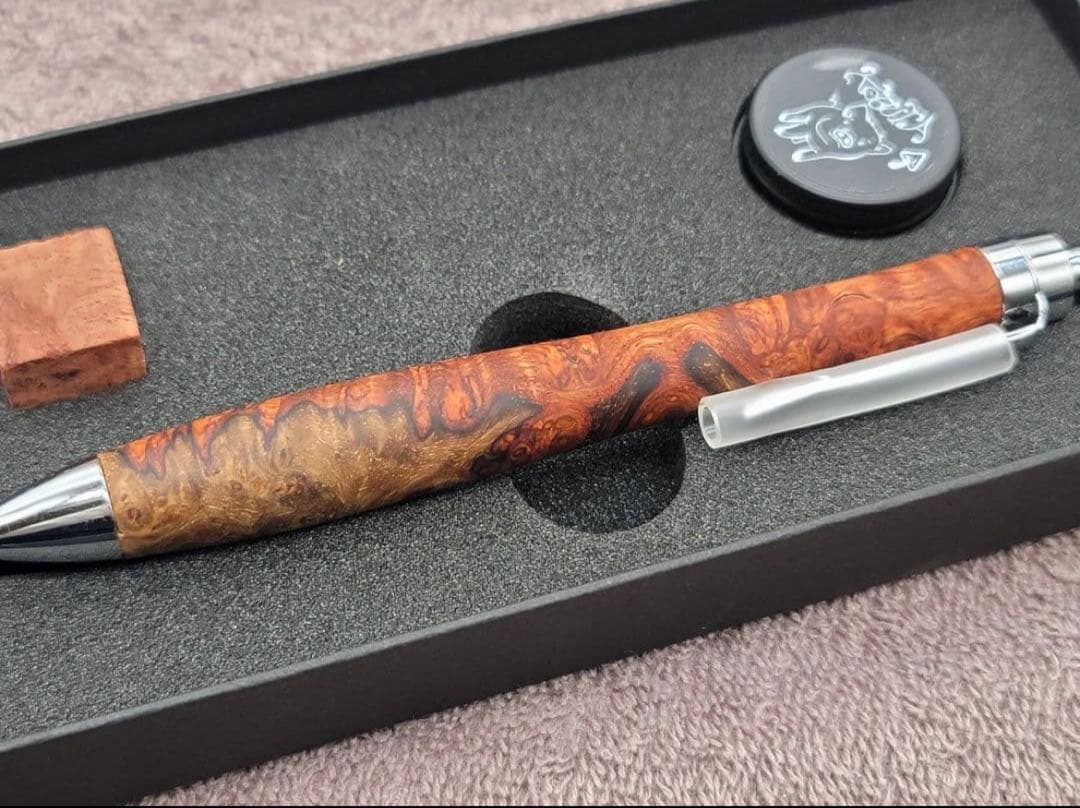 【美杢】新品　こぶた工房　極上花梨瘤紅白　シャープペンシル0.5ミリ