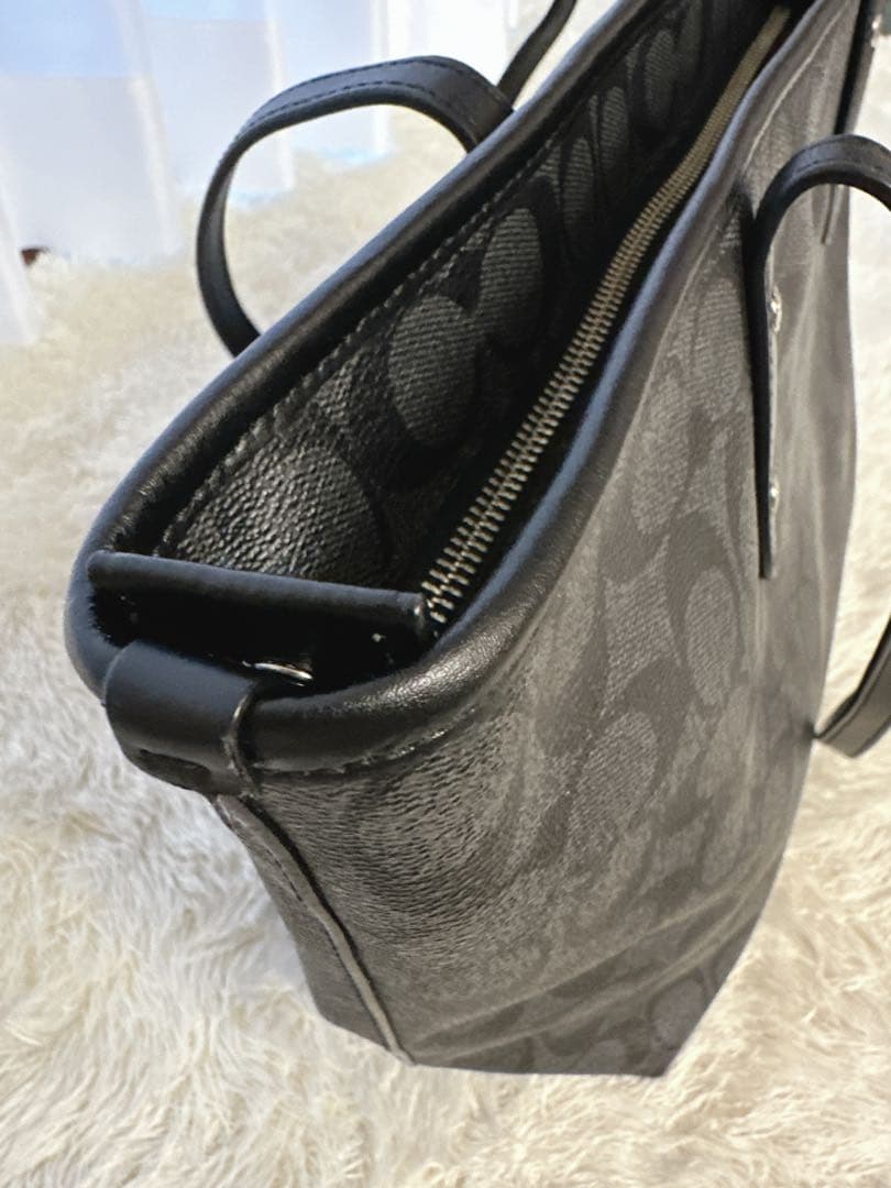 美品 コーチ トートバッグ シグネチャー ブラック PVC A4可