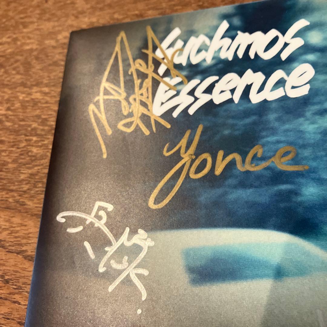 ぞ*え様 サイン入り　Suchmos Essence