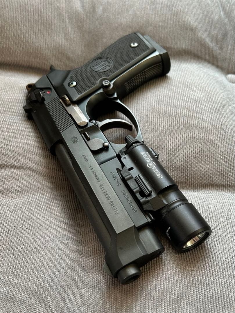 【WA】ベレッタM9A1 カーボンブラックHW＋SUREFIREレプリカライト‼️