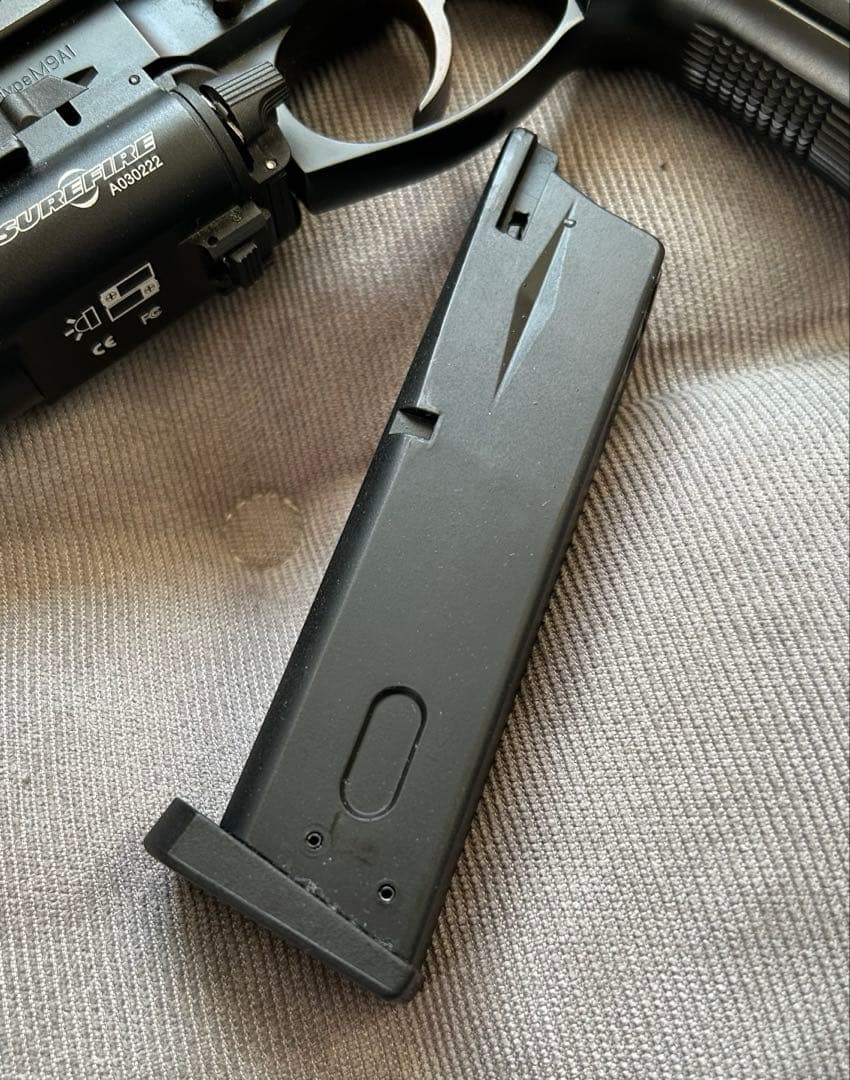 【WA】ベレッタM9A1 カーボンブラックHW＋SUREFIREレプリカライト‼️