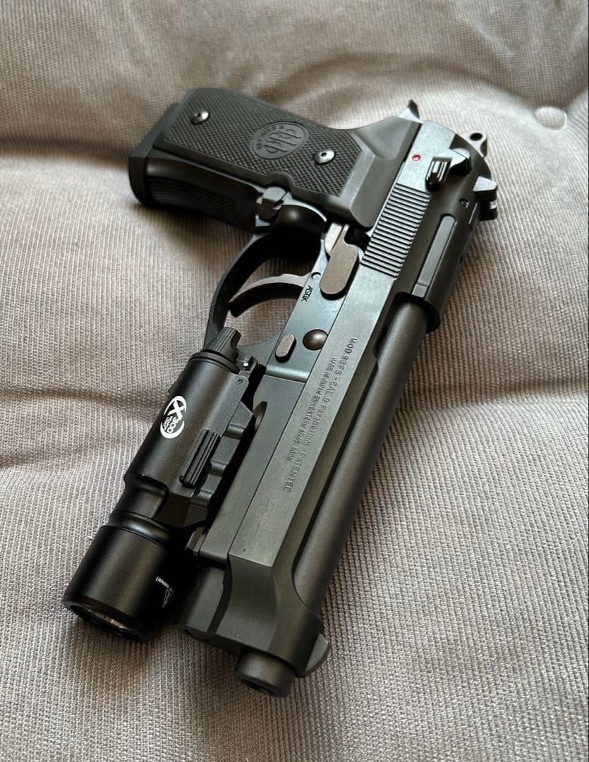 【WA】ベレッタM9A1 カーボンブラックHW＋SUREFIREレプリカライト‼️