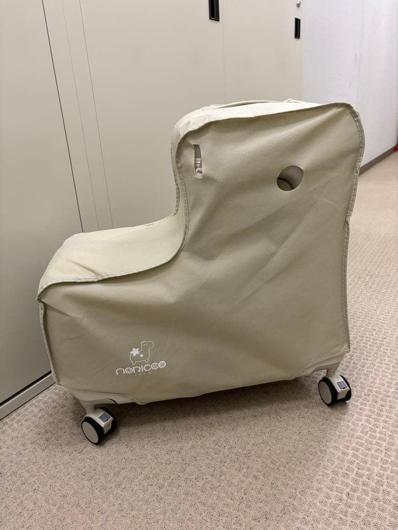 ⭐︎美品⭐︎未使用⭐︎NORICCO キャリーケース パステルグレージュクッション付き
