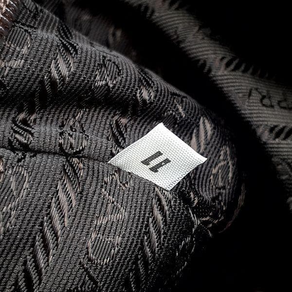 プラダ PRADA ショルダーバッグ 三角プレート テスートナイロン パイソン