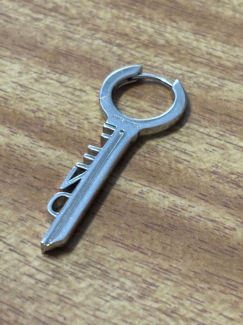 FENDI 鍵モチーフ 片耳ピアス 佐久間大介 稀少品　美品