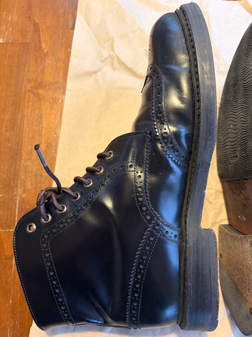 Jalan Sriwijaya メダリオンブーツ