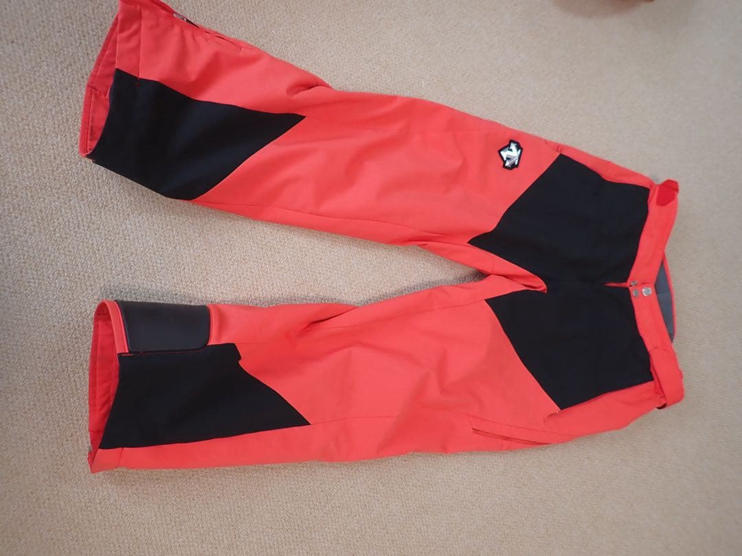 デサント フード付きスキーウェア グレー/レッド