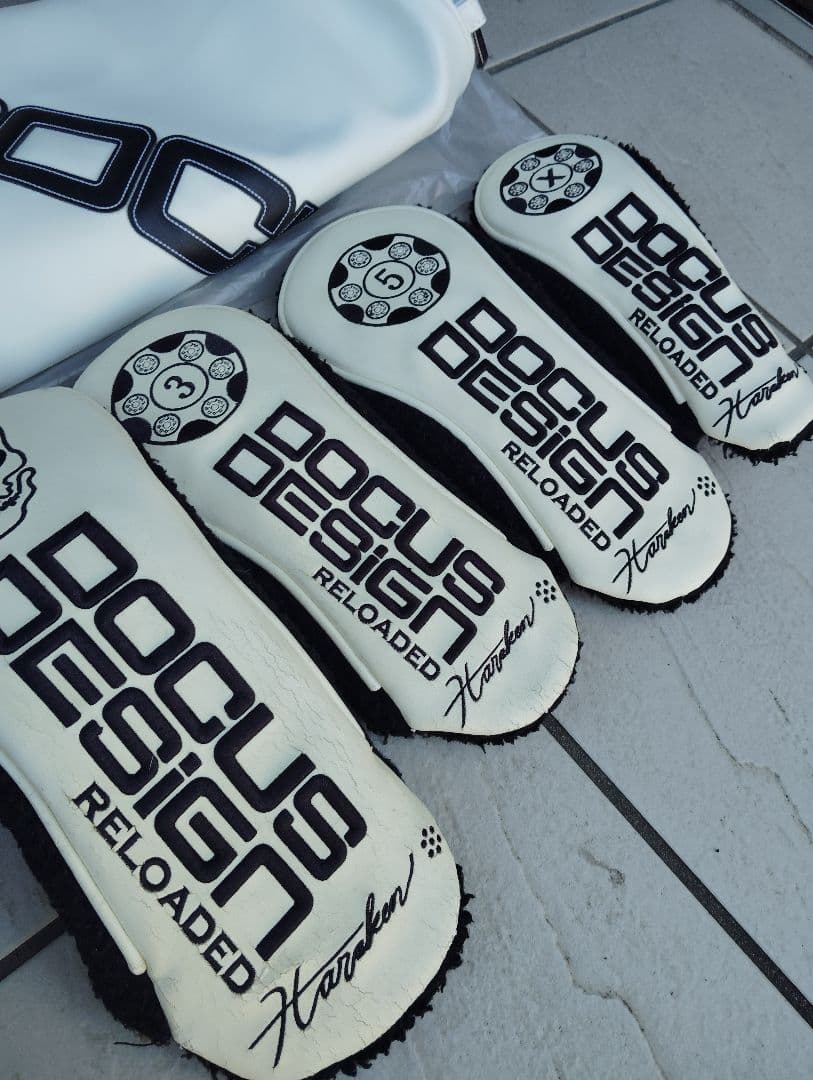 DOCUS DESIGN RELOADED ゴルフバッグ&ヘッドカバーセット