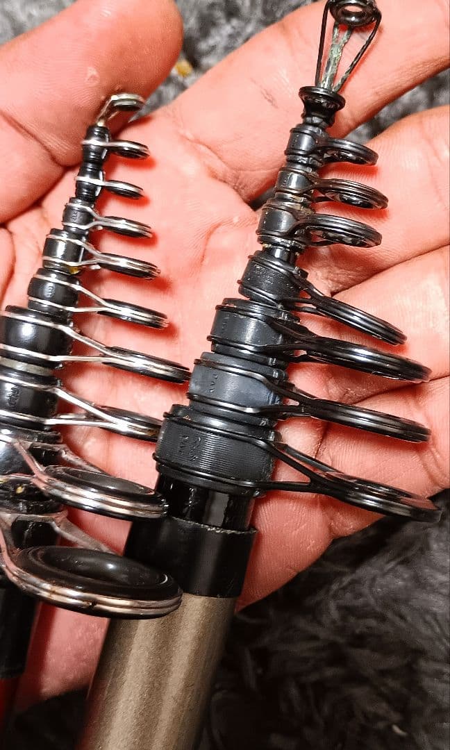 ダイワカーボウィスカー磯3号5.3m&オリムピックウォーテック磯遠投3号5.3m