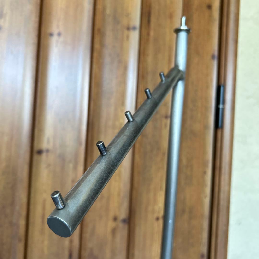 インダストリアル 3本脚 スラントハンガー パイプメタルラック シャビー 無骨