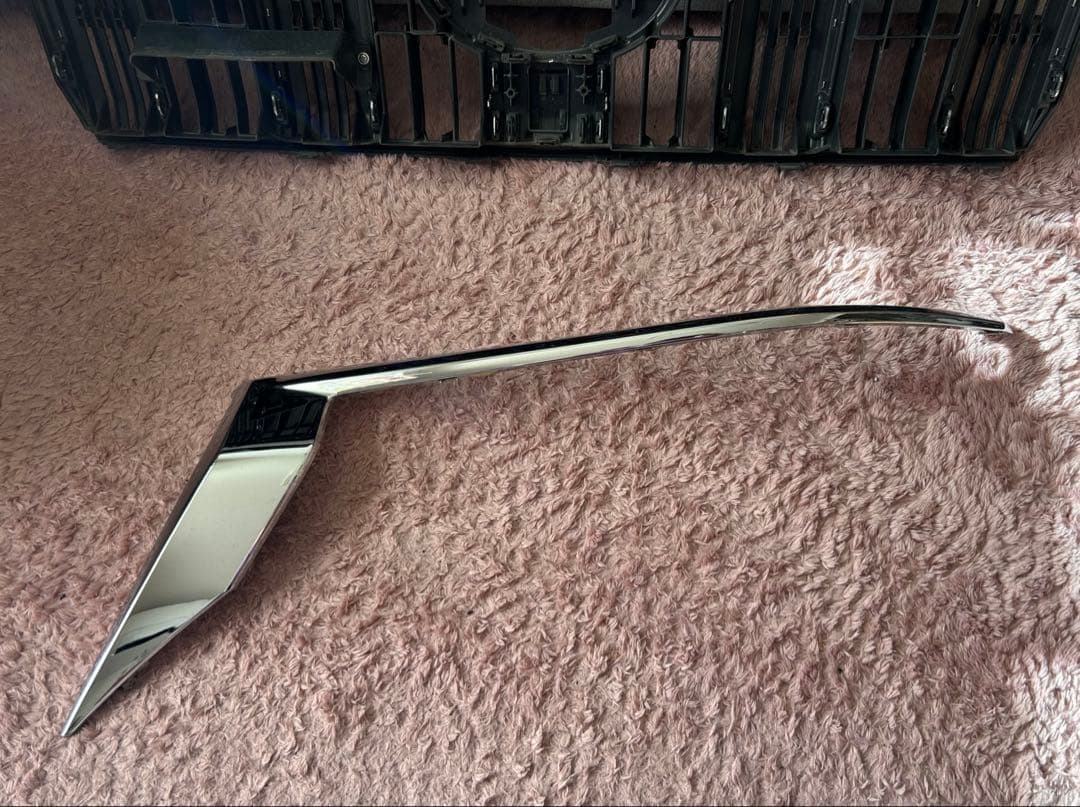 ランドクルーザー プラド150後期 純正フロントグリルセット