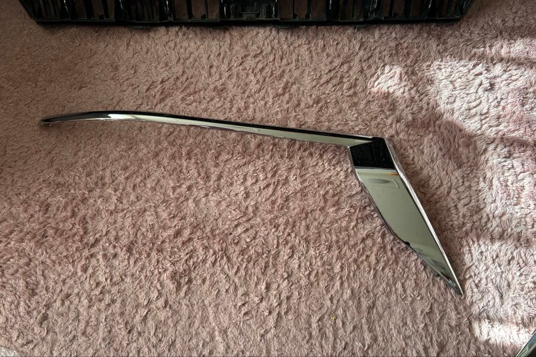 ランドクルーザー プラド150後期 純正フロントグリルセット