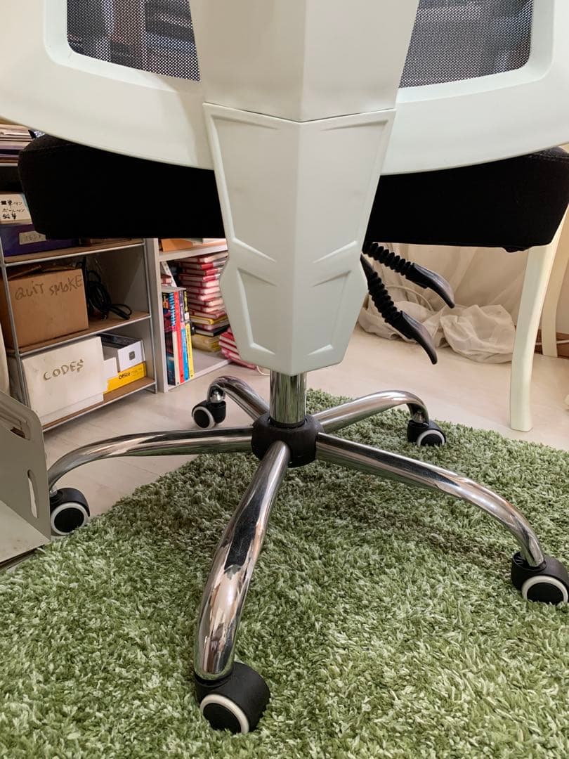 し*た様 近日出品終了★美品　Hbada 人体工学リクライニングデスクチェア　ホ