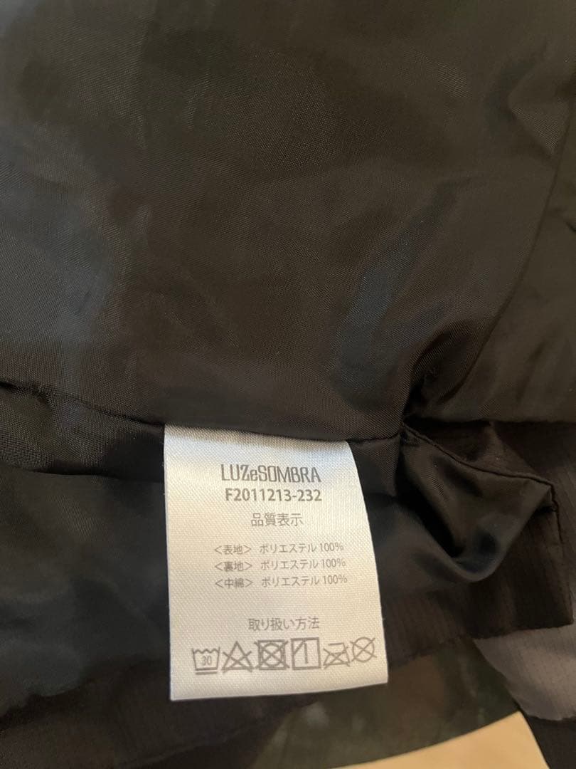 【LUZ e SOMBBRA】中綿ハーフジップピステ XL ブラック×グレー