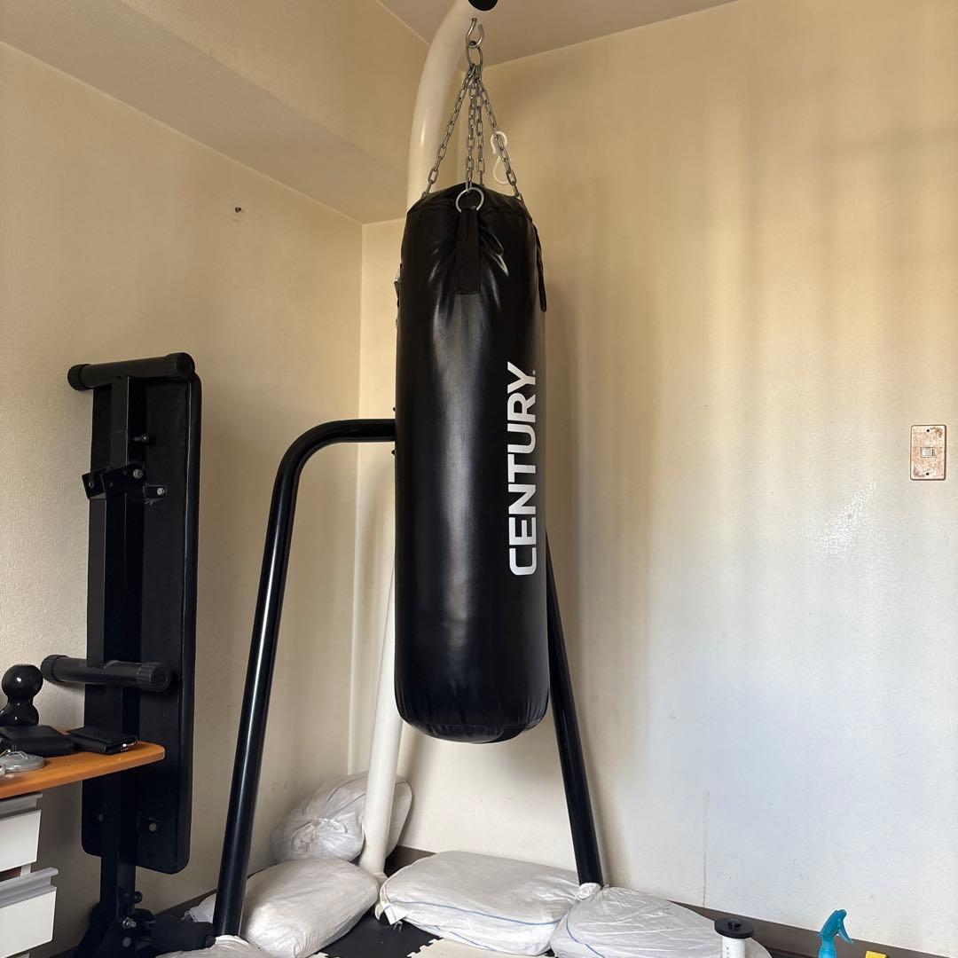 CENTURY ブラック サンドバッグ