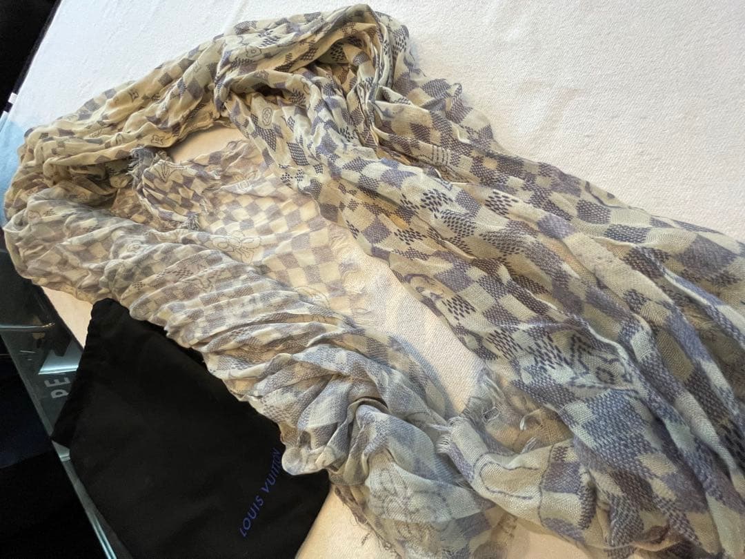 LOUIS VUITTON ストール　新品未使用　ルイヴィトン