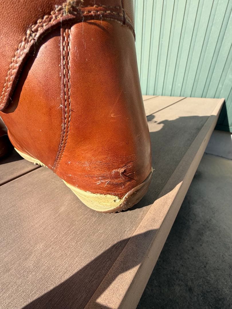 バートンシュープリームレッドウイングコラボ