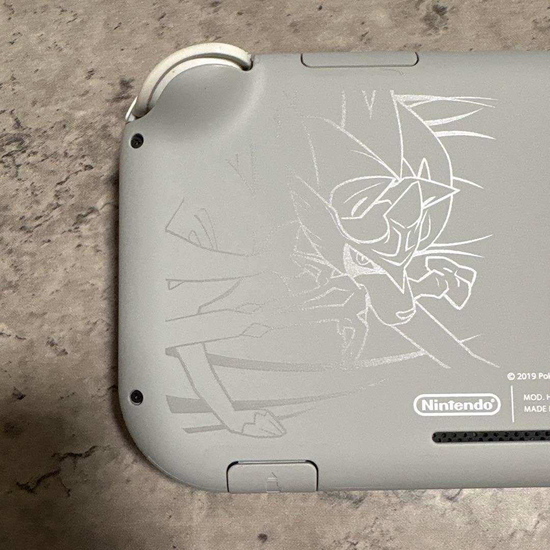 Nintendo Switch Lite グレー/青/赤