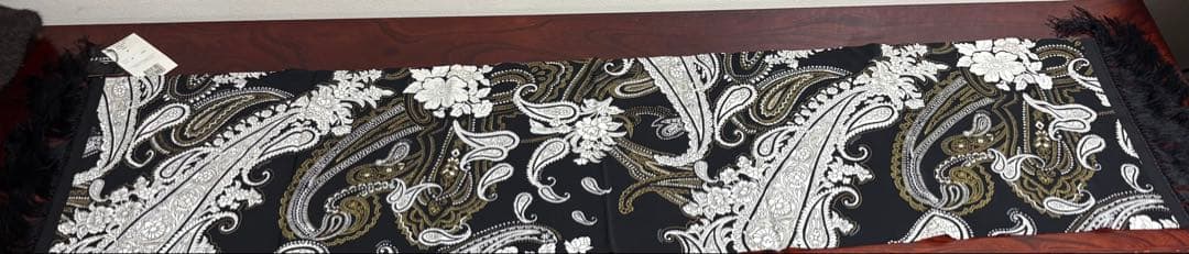 レオナール　スカーフ　新品未使用