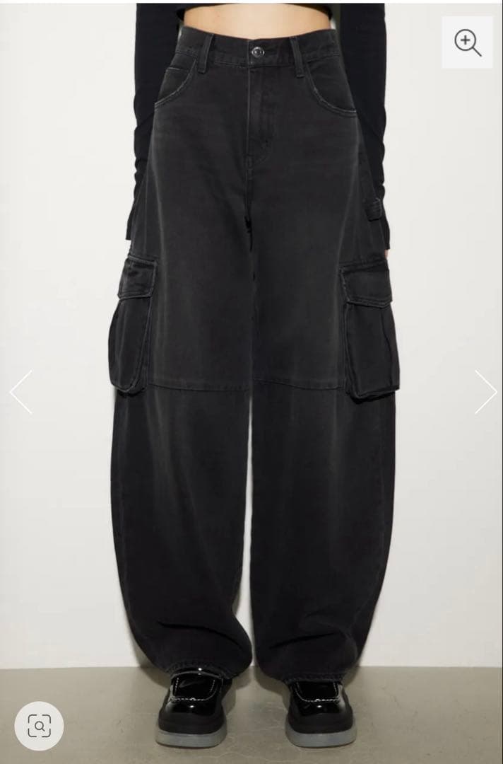 【完売品】MICHIXSLY VOLUME ジーンズ ブラックカーゴパンツ